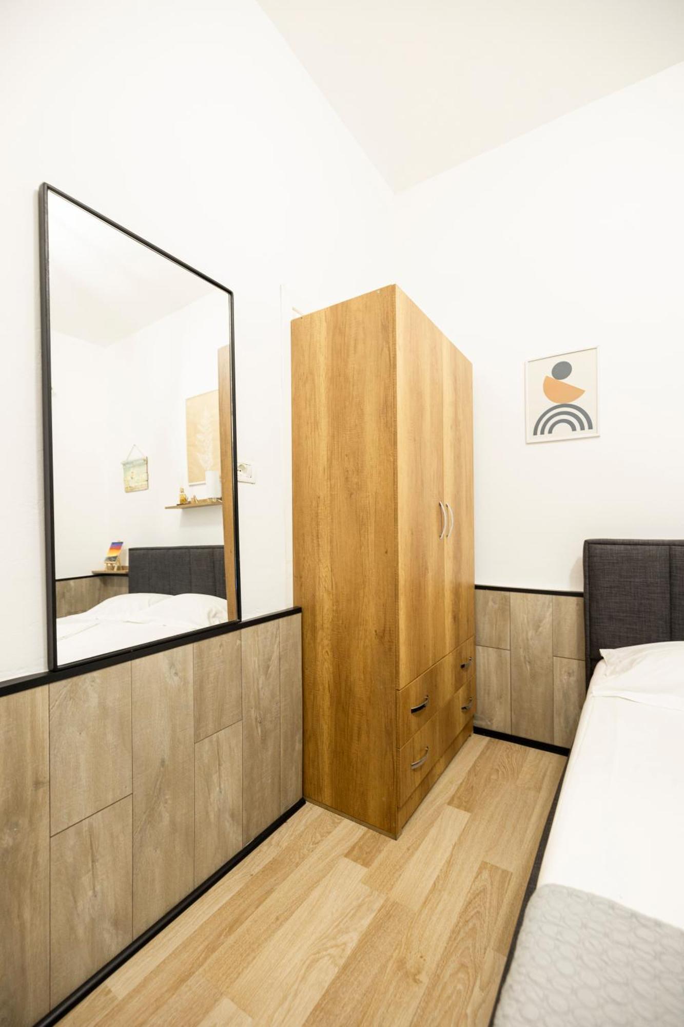Tiny Cute Studio Near The City Center - 5 Min Walk Tirana Exterior photo